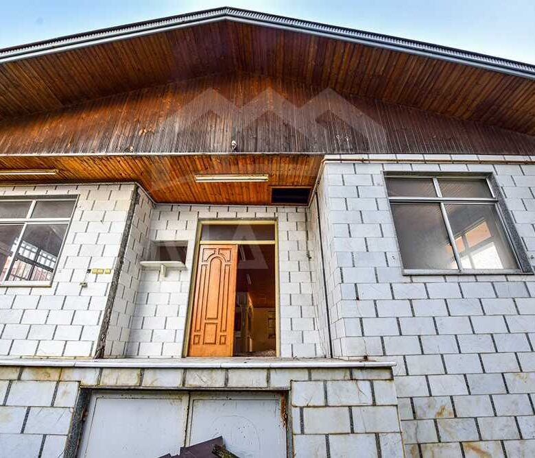 ویلایی کلنگی در بندر انزلی (366 متر)