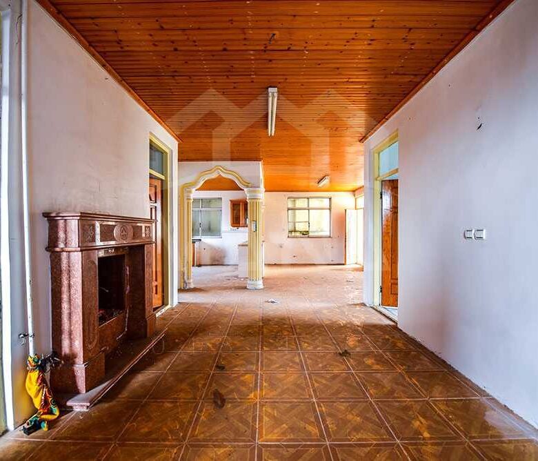 ویلایی کلنگی در بندر انزلی (366 متر)