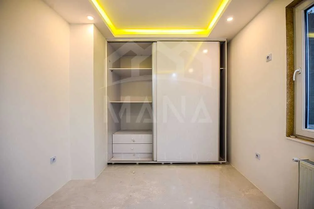 خیابان تهران آپارتمان 5