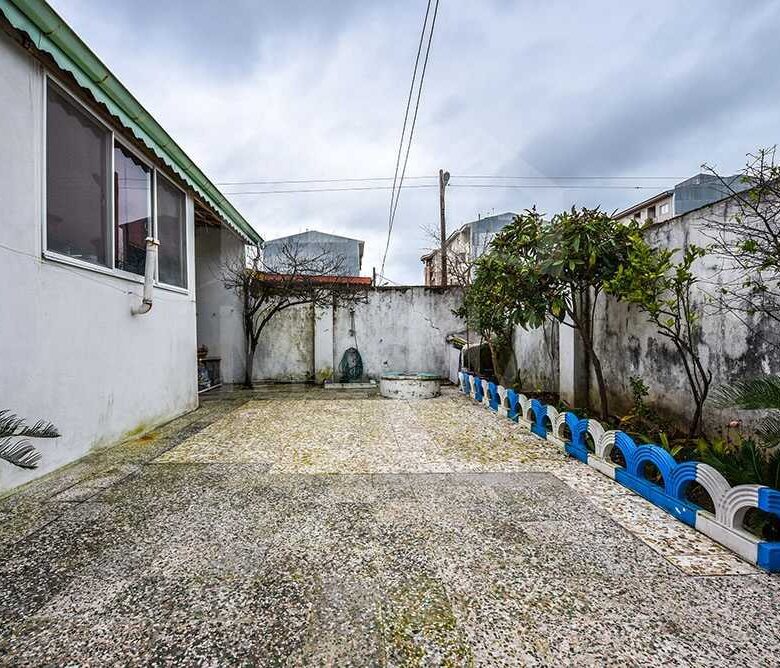 ویلایی در خیابان اطبا بندرانزلی (330 متر)