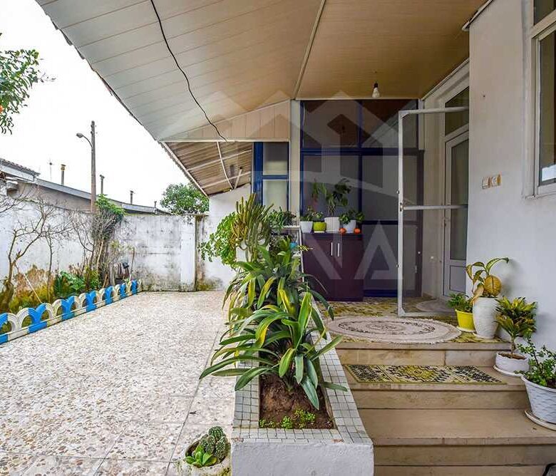 ویلایی در خیابان اطبا بندرانزلی (330 متر)