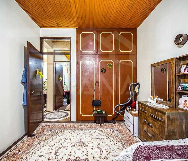 ویلایی در خیابان اطبا بندرانزلی (330 متر)