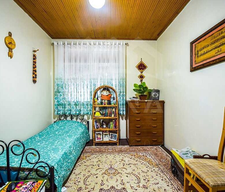 ویلایی در خیابان اطبا بندرانزلی (330 متر)