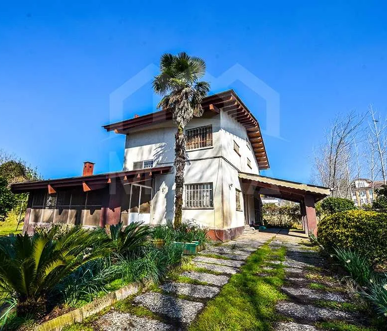 ویلا باغ در بندر انزلی (2140 متر)