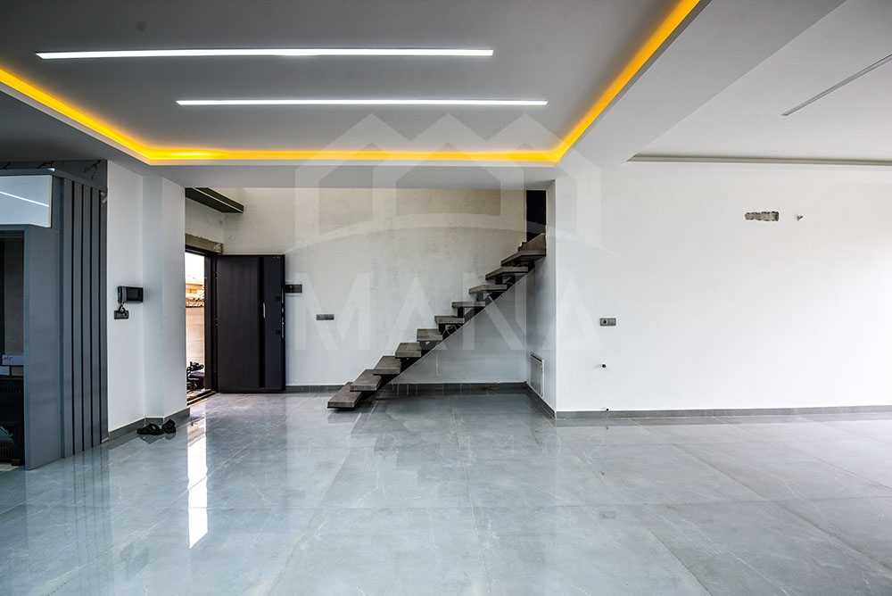 ویلا دوبلکس در پاسداران بندرانزلی (200 متر)