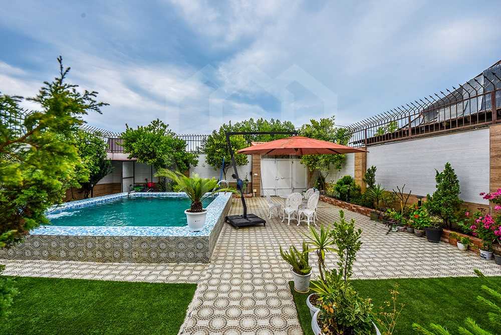 ویلا دوبلکس استخردار در بندرانزلی (376 متر)