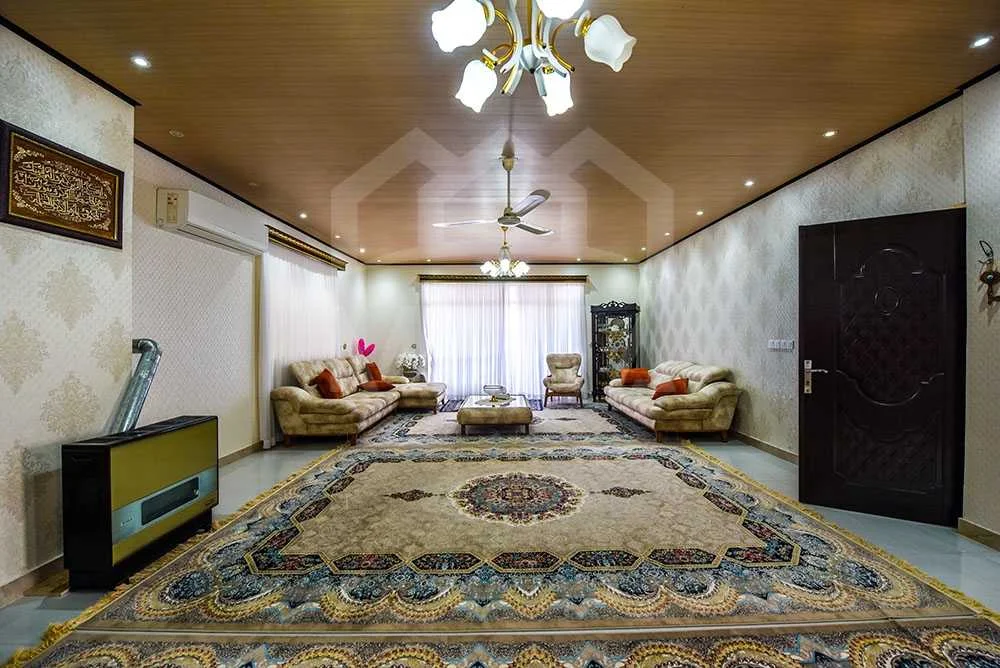 فروش ویلای قدیمی در غازیان