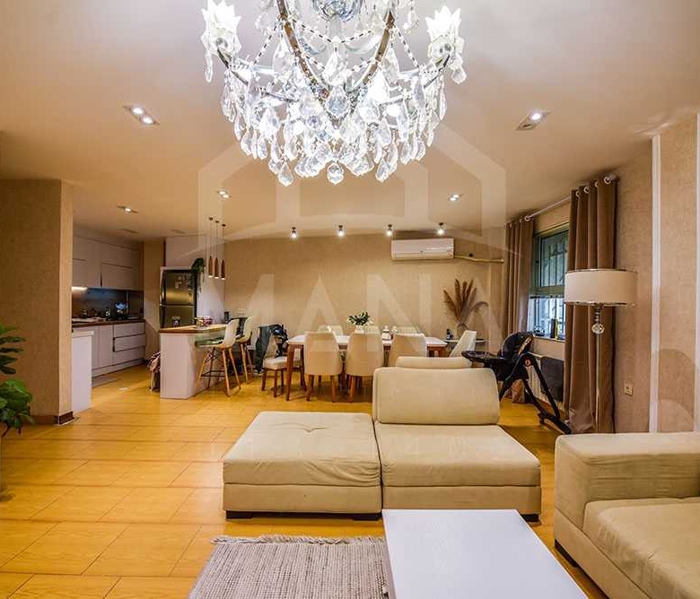 فروش آپارتمان 102 متری در گلستان انزلی