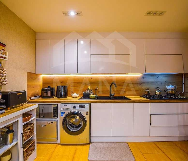 فروش آپارتمان 102 متری در گلستان انزلی