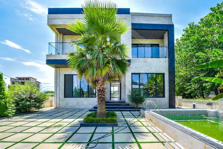 ویلای شهرکی 400متری استخر دار بندر انزلی
