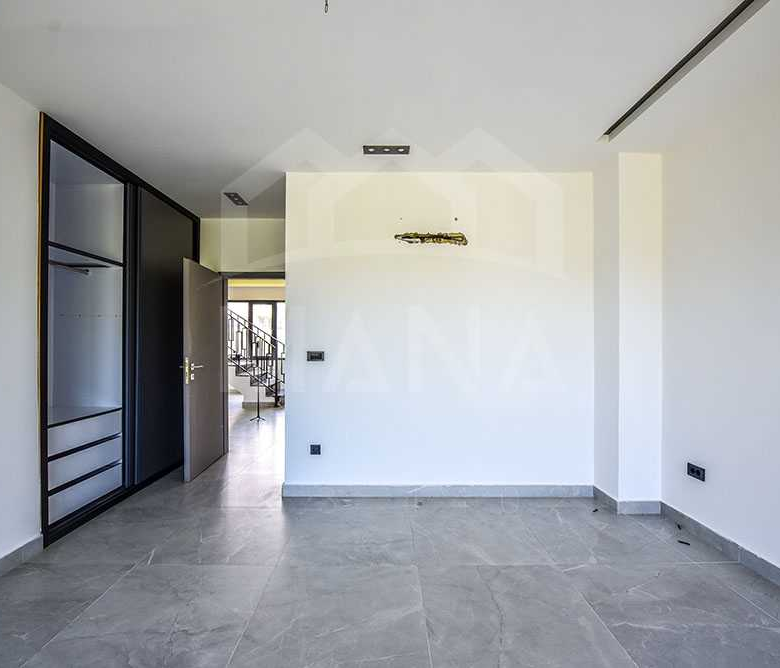 ویلای شهرکی 400متری استخر دار بندر انزلی